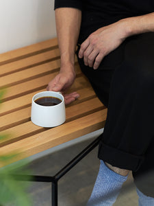 Drinking filter coffee with Arita Houen mug